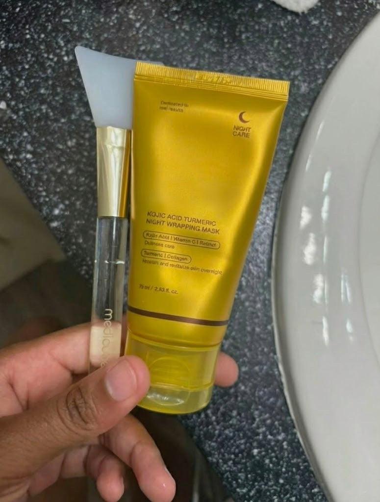 Masque de nuit à l'acide kojique et au curcuma